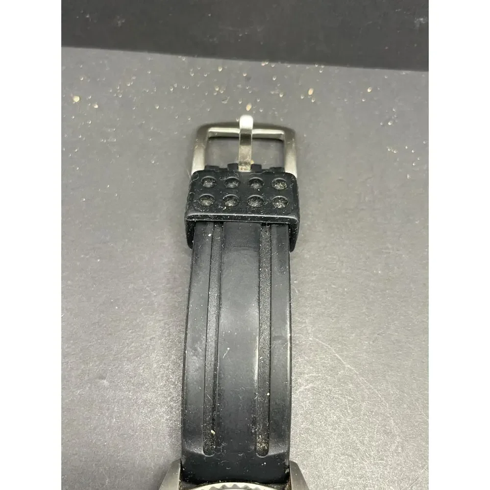 Disney Mickey Mouse Watch ewatchfactory P234-2657-4 Black Dive Style Rubber Band